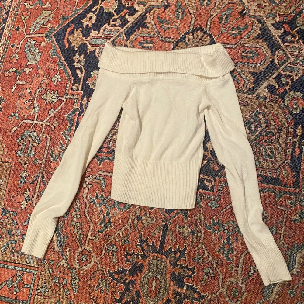 Hollister cowl neck cotton sweater in XS